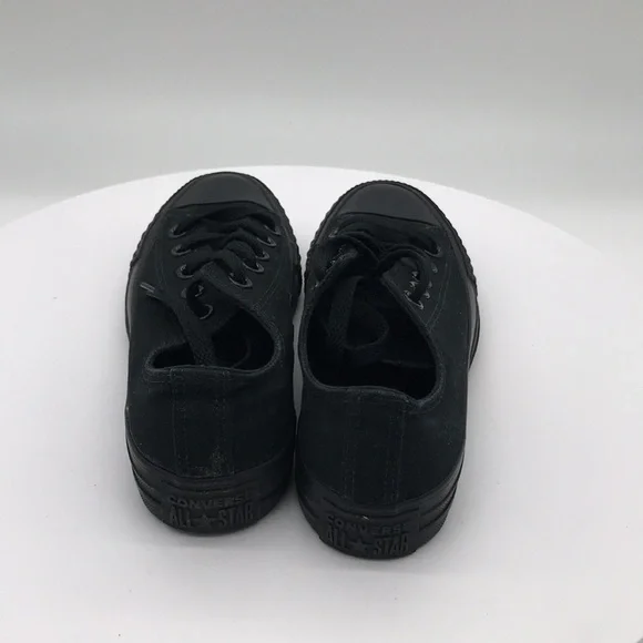 Converse unisex  Low Top sneakers size 5 womens 3 mens US - Picture 4 of 6
